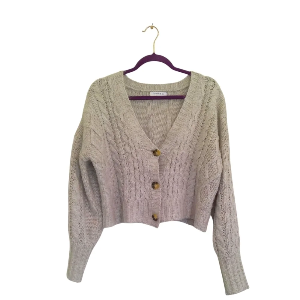 HOOKED UP CABLE KNIT SWEATER - Picture 2 of 8